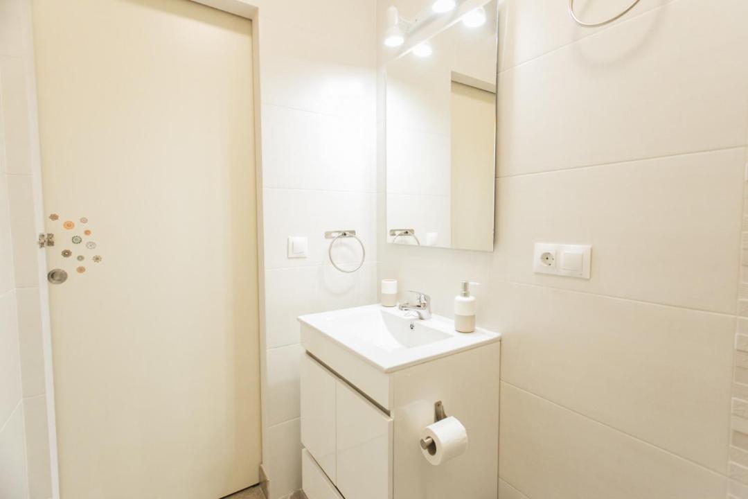 Wide And Diaphanous- 3Bd 2Bth- Alcazar Севилья Экстерьер фото